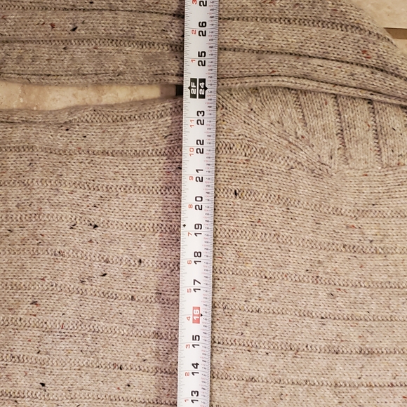 Aeropostale Men's Light Cream Crewneck Sweater Large - Picture 5 of 6